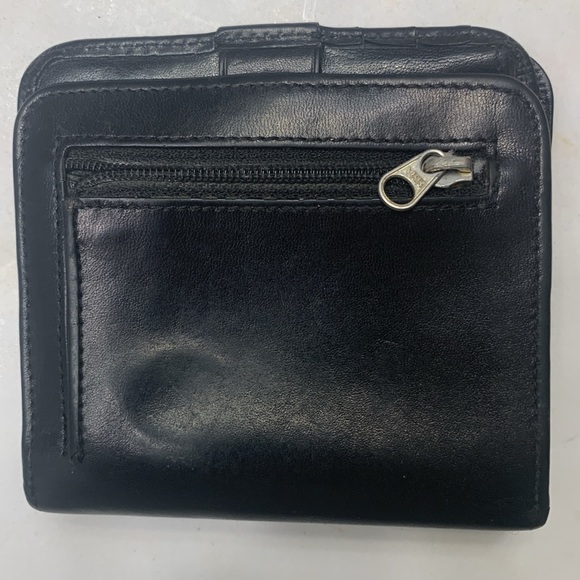 Brahmin Vintage Leather Wallet. Black w/Brown Croc. Approx 4”x4” when closed. - Picture 4 of 5